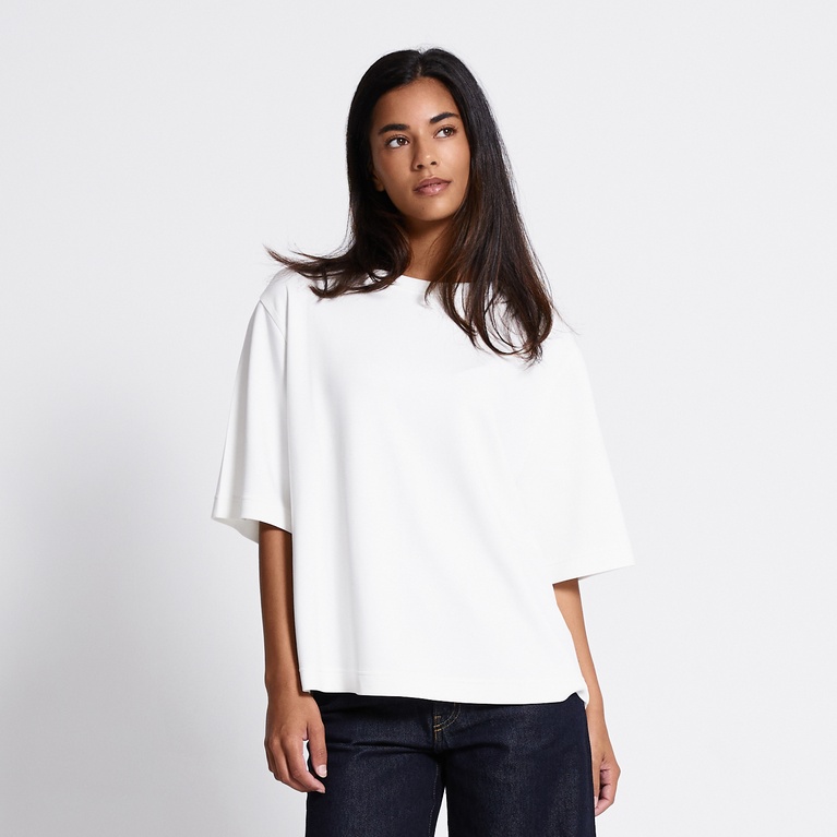 Soft lounge tee "Alyna" Off white